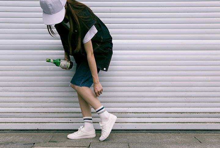 袜子上新,袜靴裙装解锁超能打的时髦组合