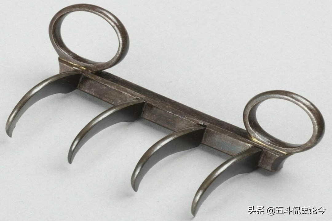 印度武器掌心虎爪,印度发明女性防身神器