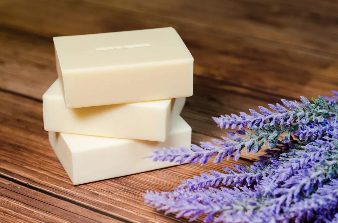 靶向药皮疹治疗多久会消失,服用靶向药起皮疹怎么办