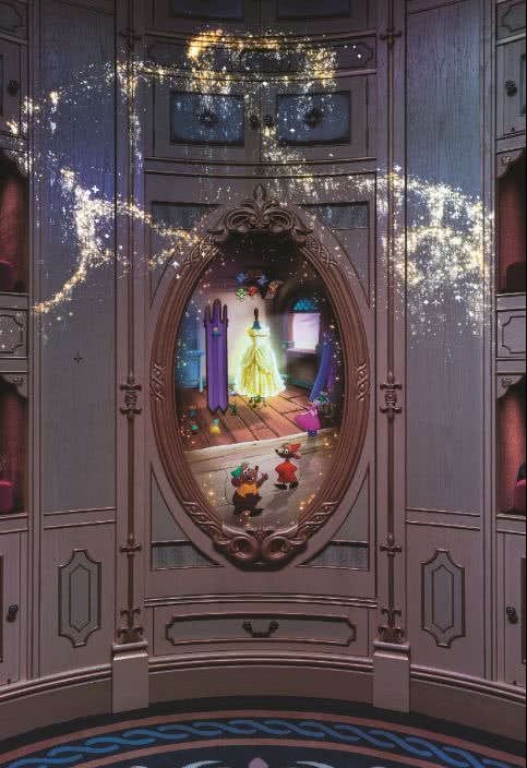 香港迪士尼为什么亏损,香港迪士尼承载了一天的快乐