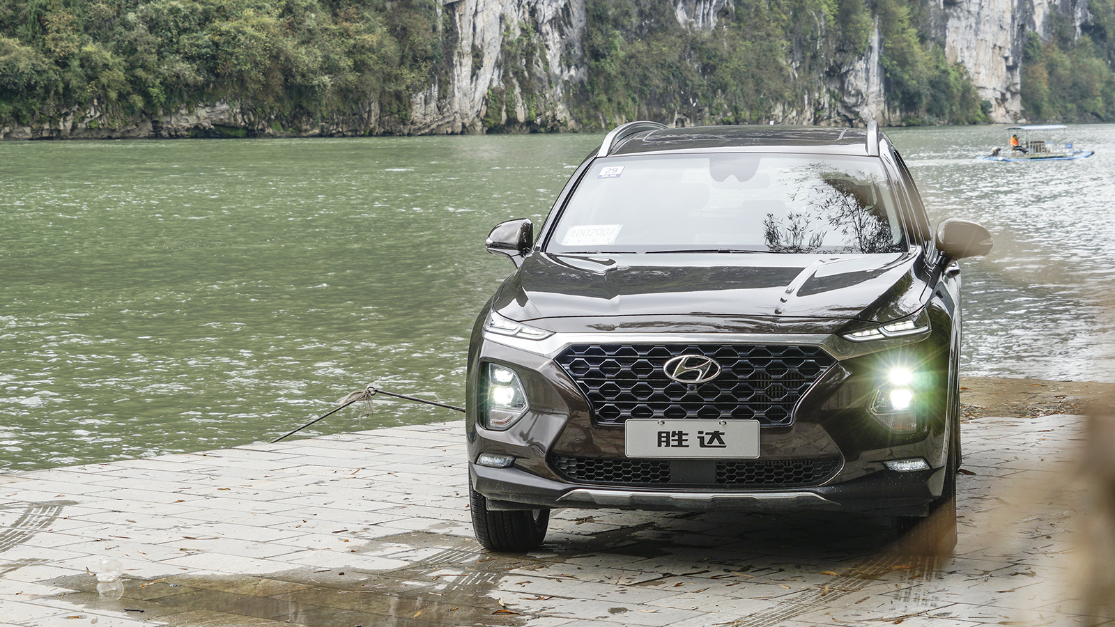 新胜达降价了多少,新胜达改中控大屏