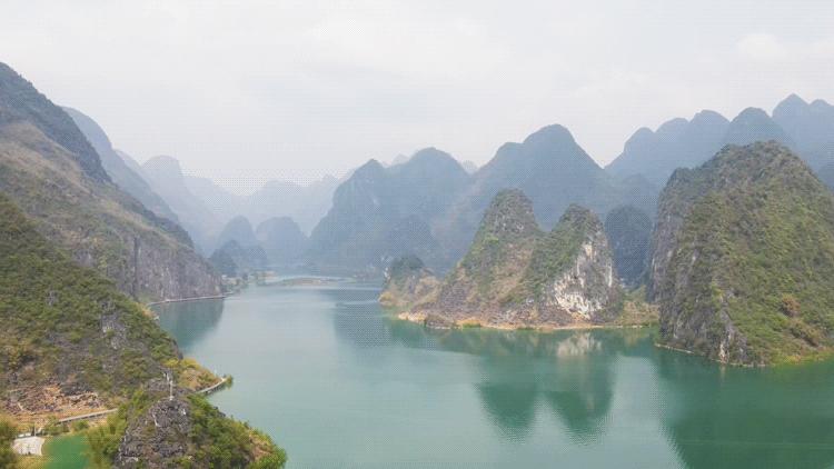 在国家4*级A**景区举行婚礼是一种怎样的体验？浩坤湖景区户外婚礼|让爱回归自然~