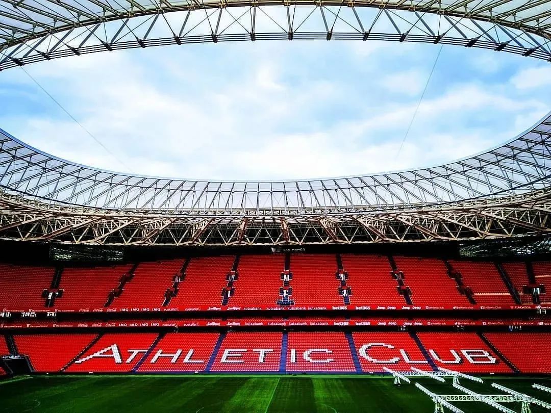 西班牙以皇马巴萨为班底,西班牙足球厉害吗