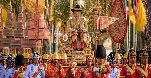 现代版风流国王-玛哈，豪车私人飞机不断，花钱如流水