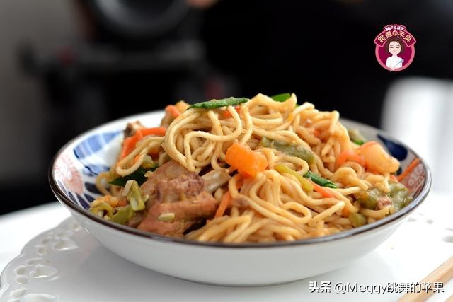 扁豆怎么做好吃又简单方法,清香爽口不油腻清炒扁豆丝