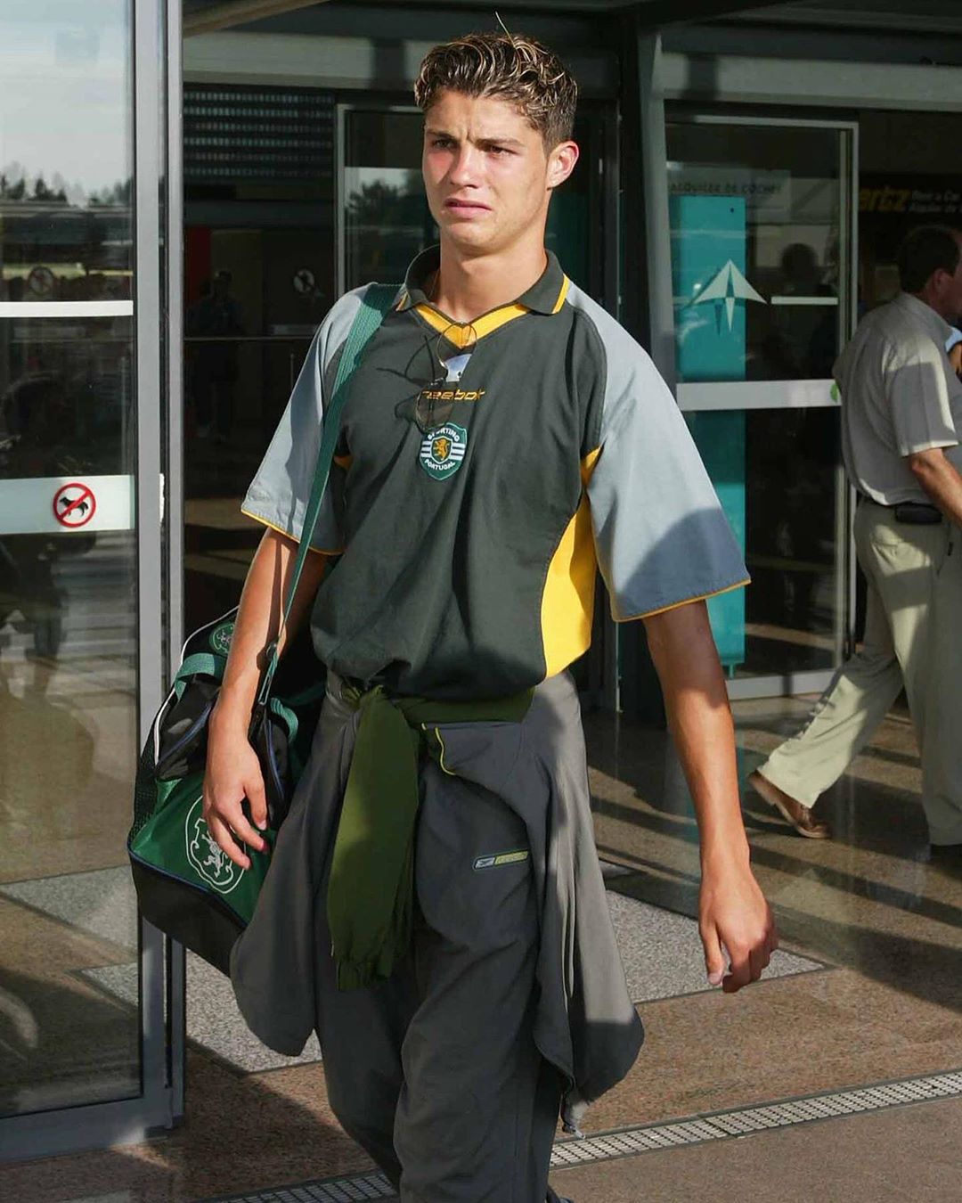 c罗足球生涯介绍,足球c罗的传奇之路