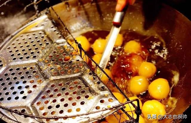 长沙一高楼美食,长沙人都去的美食聚集地