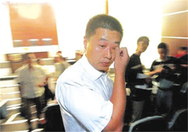 15年前，16岁黑客鄢奉天，攻破腾讯系统盗走马化腾QQ，后来还好吗