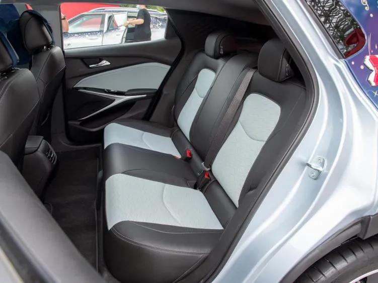 唤醒童年梦,雪佛兰畅巡米奇魔法版