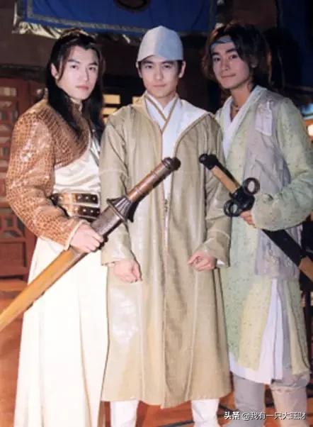 绝世双骄小江雪雨高甜时刻,绝世双骄小江雪羽有儿子吗