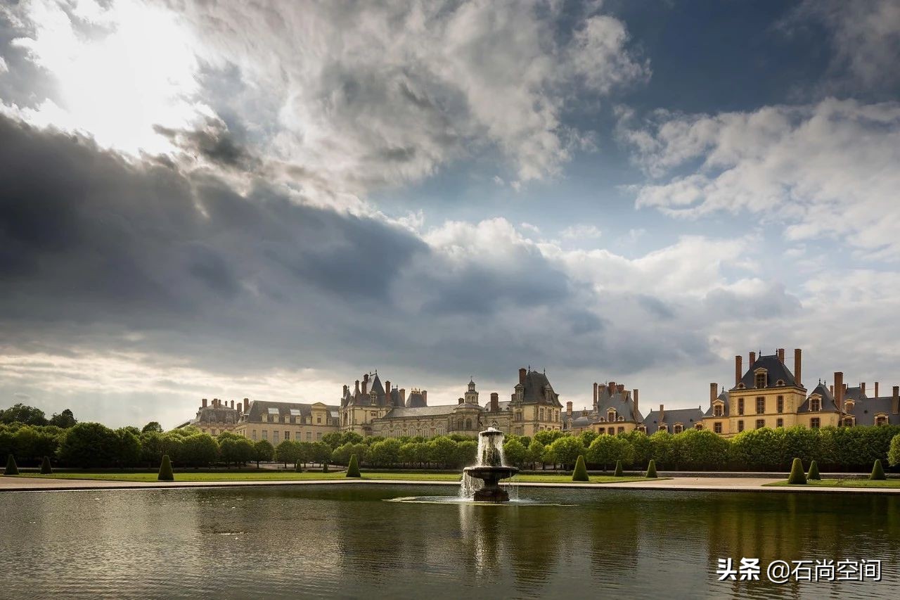 枫丹建筑风格是哪个国家的,法式八大建筑风格