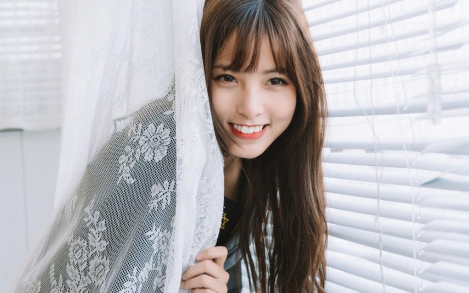 单亲妈妈在钱和孩子中选择了孩子，现在过得怎么样了？