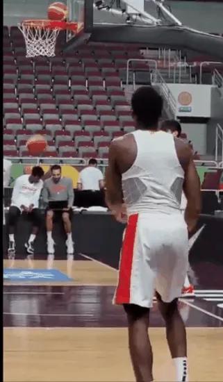 nba选秀大会切特霍姆格伦,切特霍姆格伦什么时候参加nba选秀