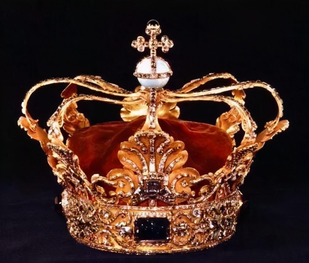 15亿的车,世界上最贵的矿泉水十大排名