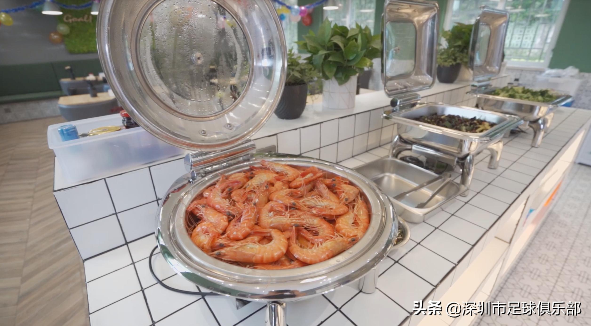 环境升级菜品升级网红火锅,环境升级为顾客带来更好视觉体验