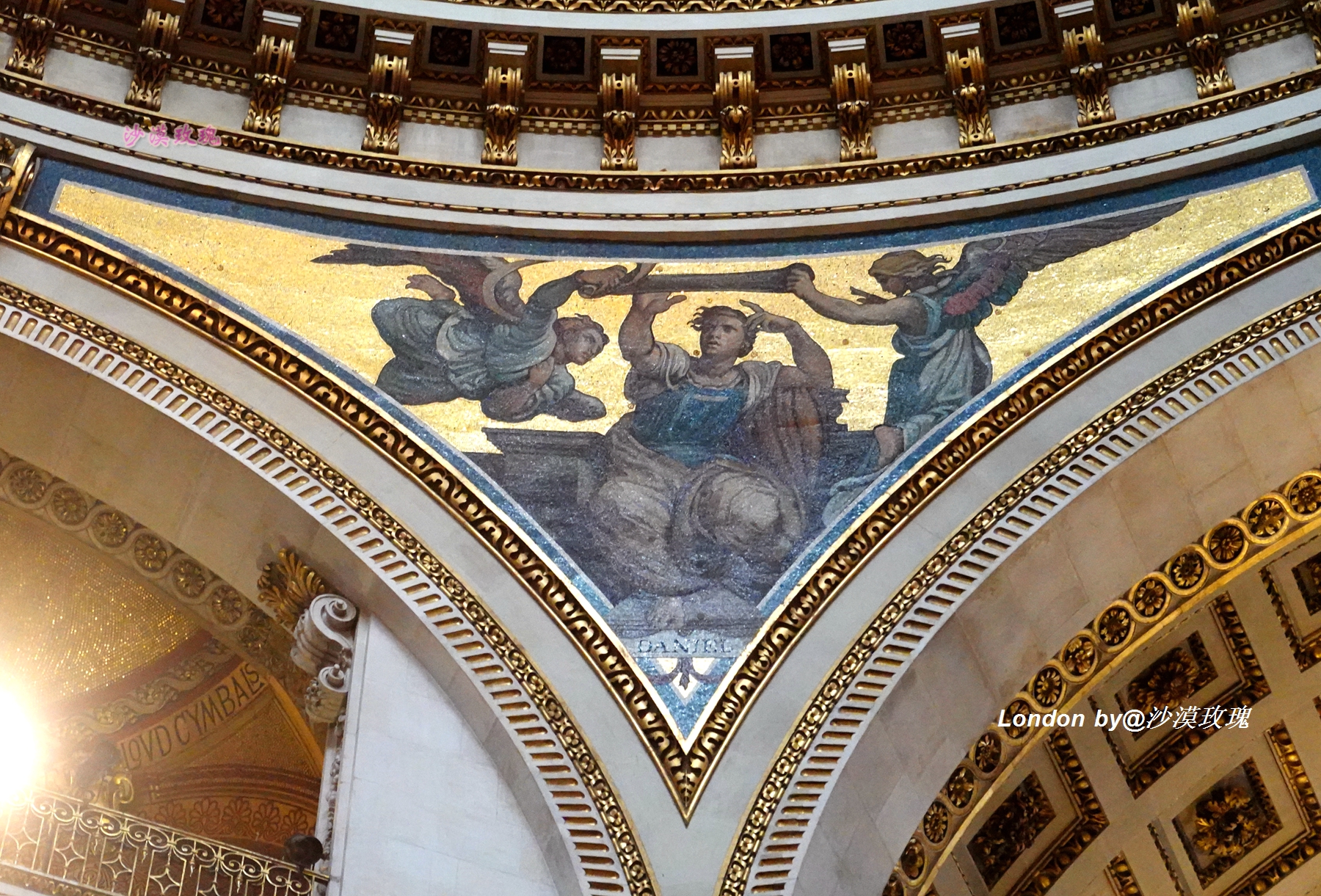 它是世界第五大教堂，曾见证了查尔斯与戴安娜的世纪婚礼