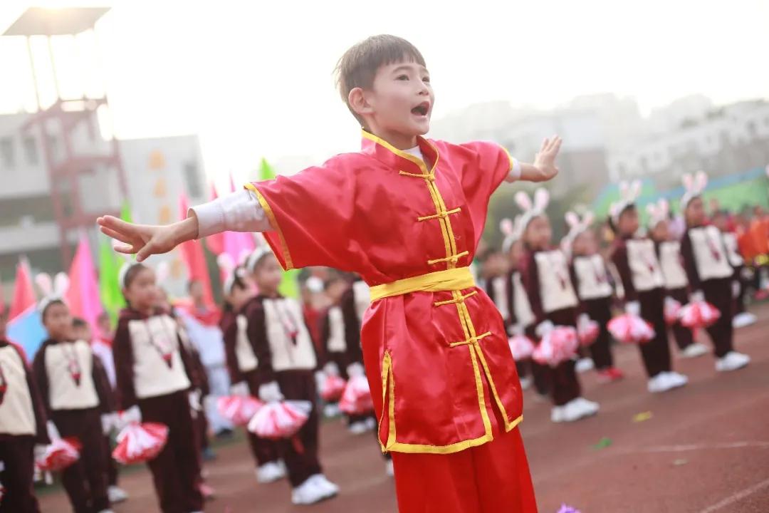 南湖小学武术操,成都市新华路小学武术比赛