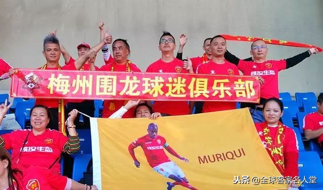 广东梅州足球队中甲,梅州有几个足球俱乐部在中乙