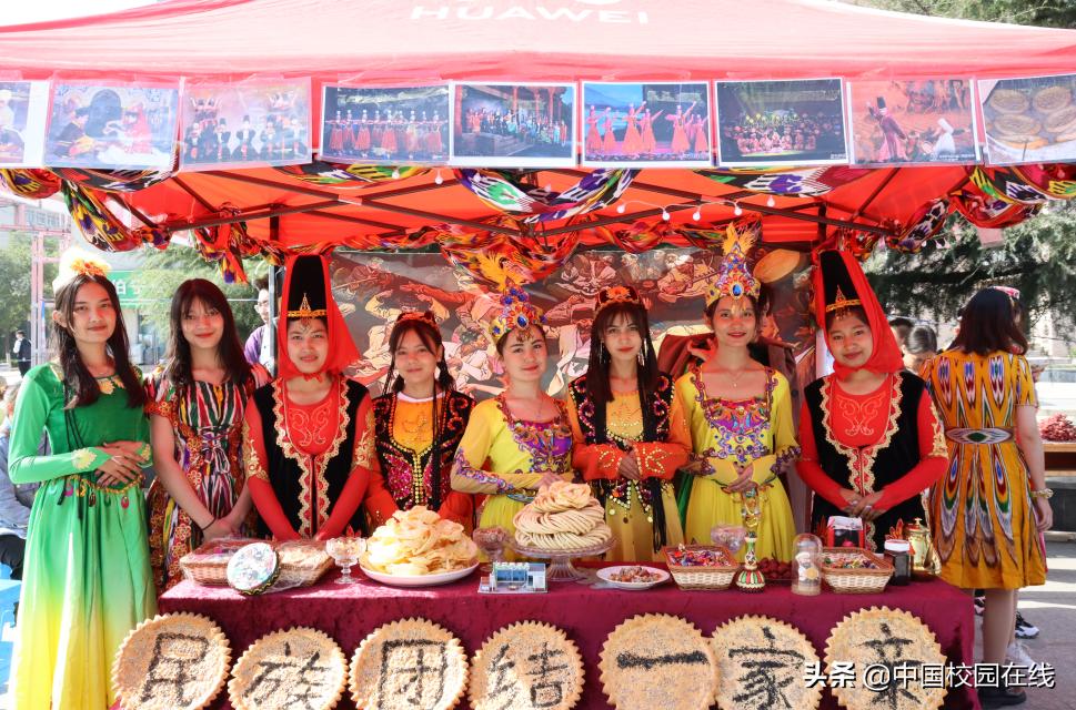 被热搜“独宠”的陕西科大，一天之内三连击！学生称，不下来才好