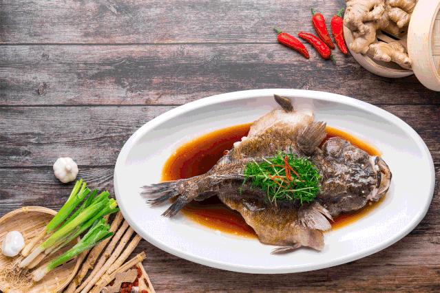 听说有群机器人乘“太空舱”悄然登陆广州?