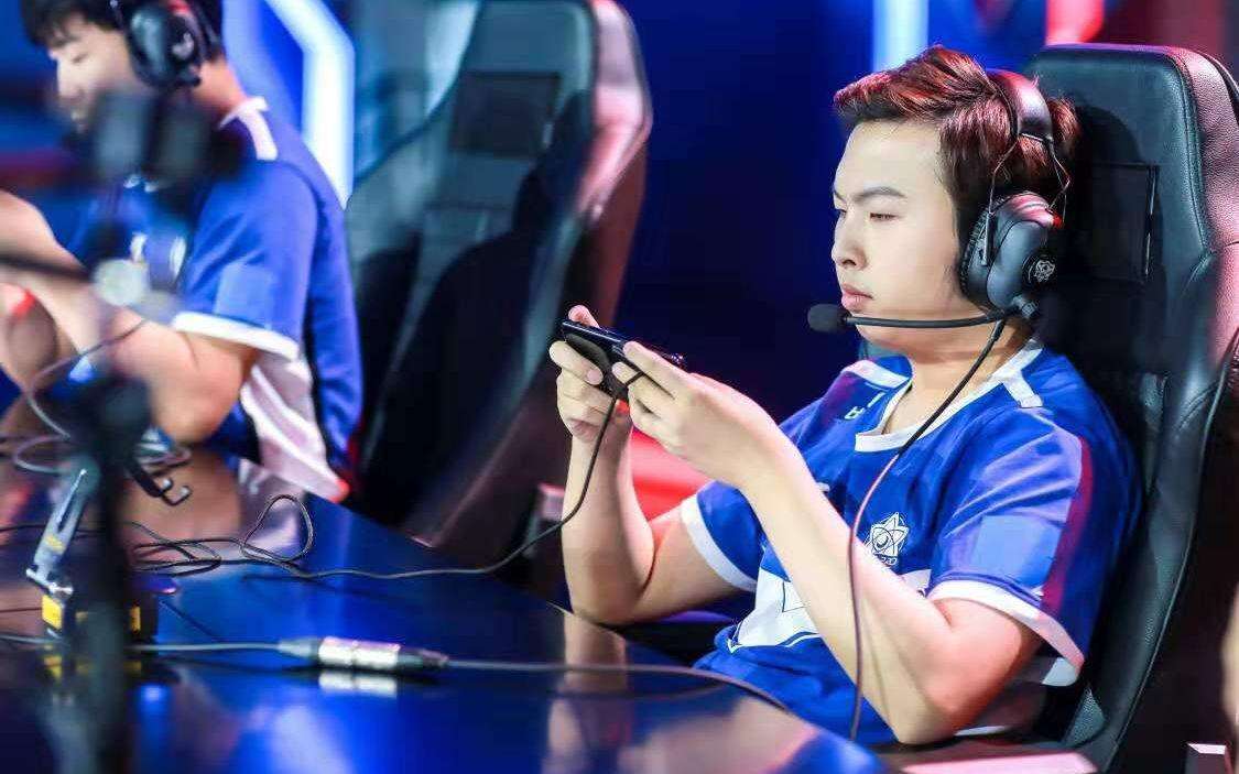 王者荣耀成都ag超玩会赛后鼓励图,王者荣耀ag最厉害的位置