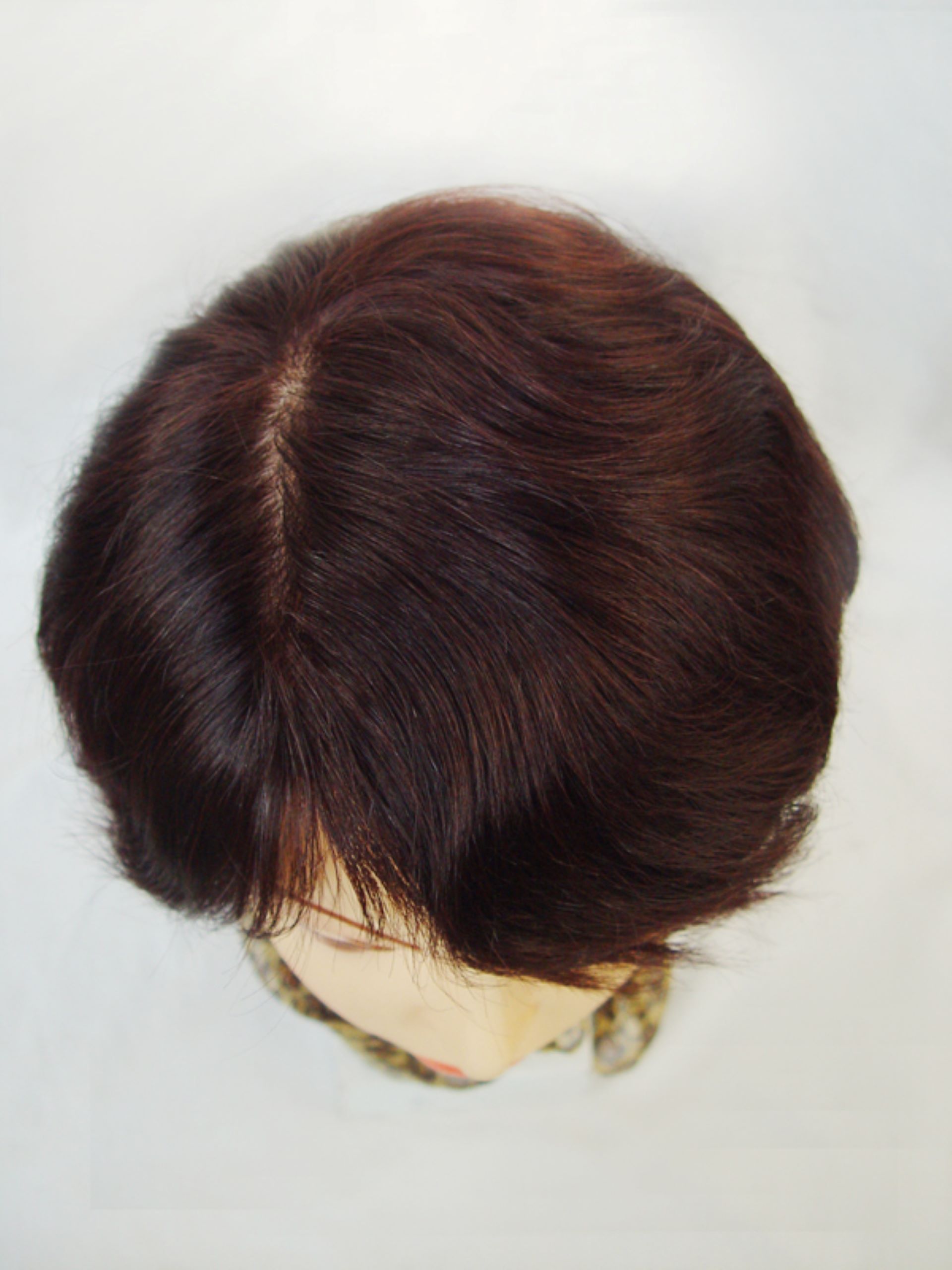 遮盖白发头顶的假发,假发遮盖白发发型