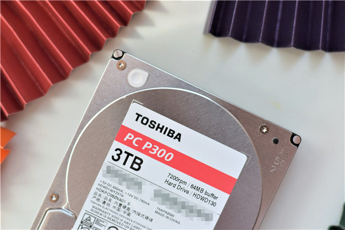 东芝机械硬盘p300和acs200,东芝p300机械硬盘1t是几个磁头