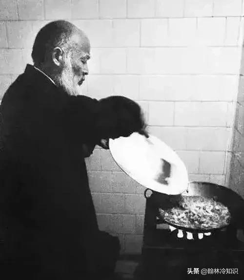 鲁迅的资深吃货,鲁迅是著名的吃货