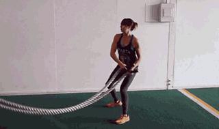 力量训练练背神器,力量训练完甩战绳