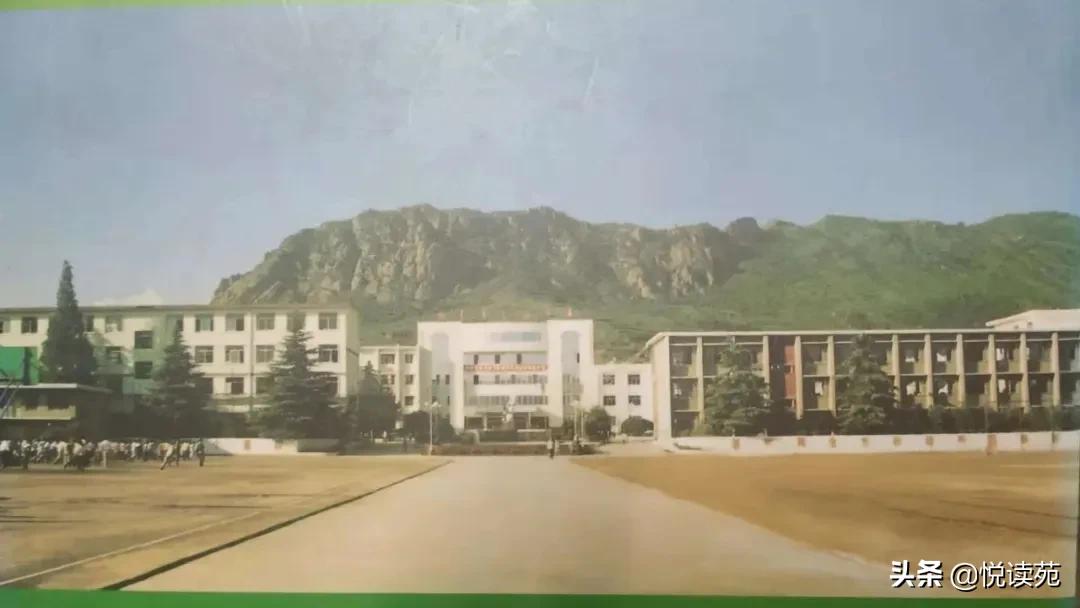 秦川小时候踢足球,秦川打球视频