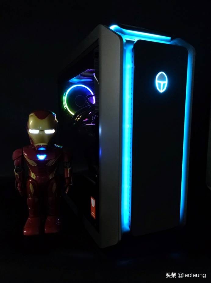 雷神黑武士主机评测,雷神主机黑武士光剑