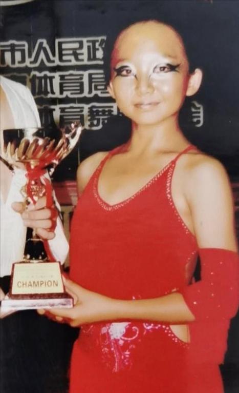 沈殿霞接班人?这位网红丑女窜红背后,到底藏着什么成功密码