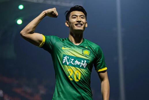 北京国安男足吉祥物京狮,北京中赫国安吉祥物京狮身披绿袍