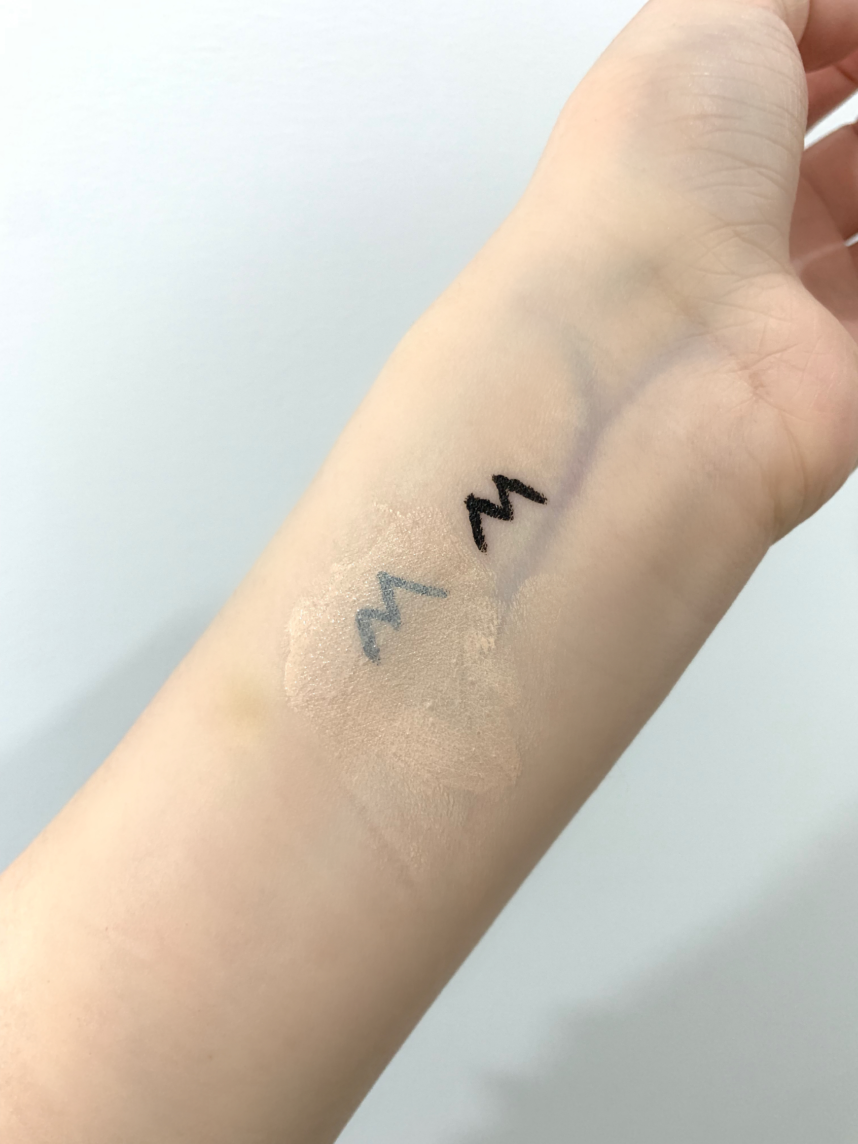 无滤镜雅诗兰黛dw粉底液测评,无美颜雅诗兰黛粉底测评