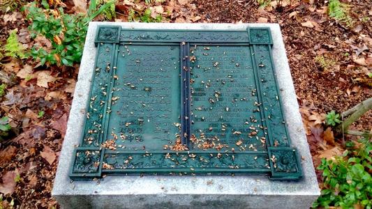 10大著名*子骗**，其中一人事迹被搬上大荧幕