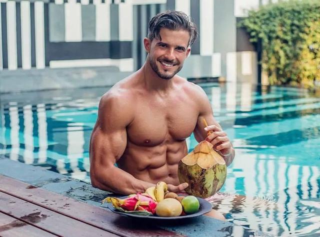 西班牙健身圈芳心腱子肉、明星颜，简直就是天然行走的荷尔蒙！