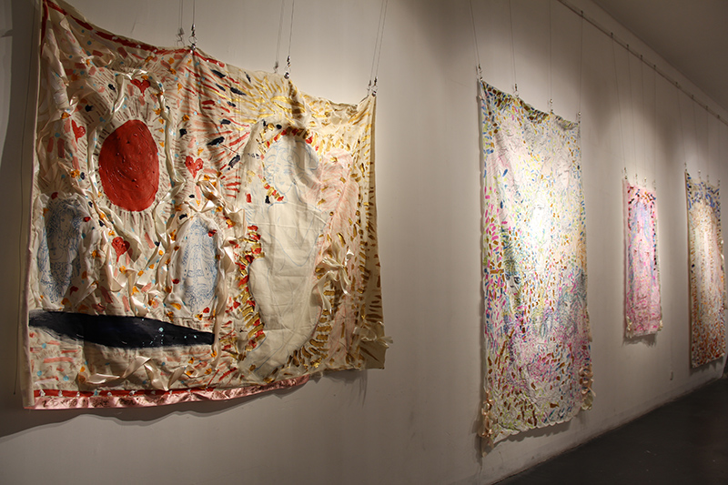 艺术家采访口吐芬芳,艺术家回顾个展