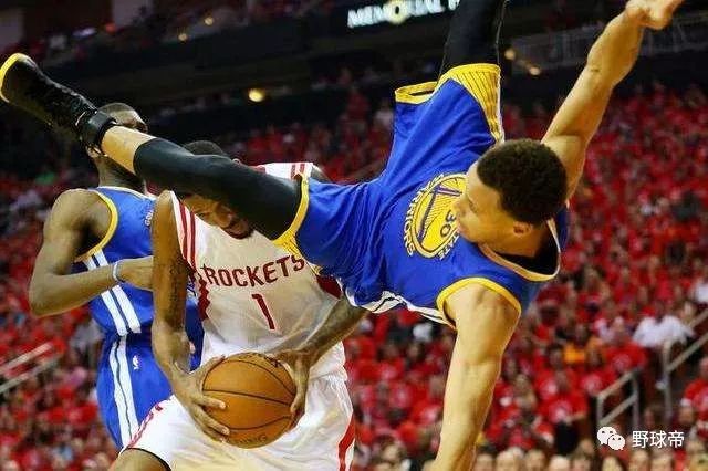 炸球撤步投篮,野球帝董康潮撤步拜佛