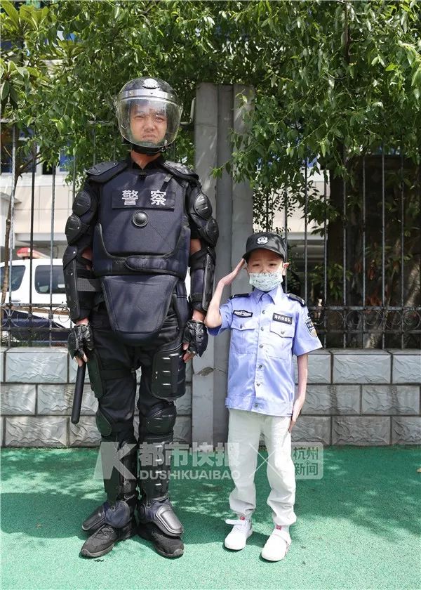 我想当警察图片,我想当警察正常吗