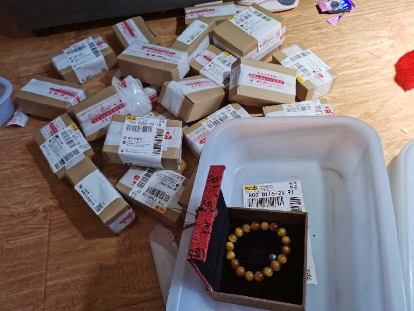 义乌淘宝打包配货临时工,淘宝打包发货视频