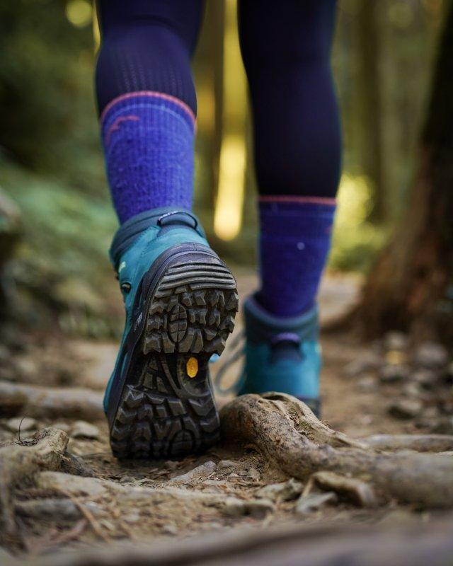 雪山徒步鞋测评,lowa徒步鞋怎么样