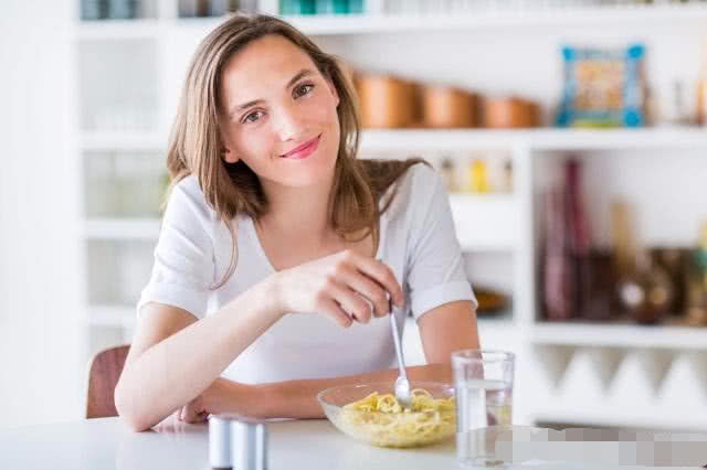 哺乳期少吃的胀气食物,哺乳期宝妈应该少吃什么