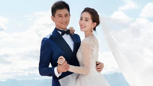 吴奇隆撞脸成龙对比照,为啥吴奇隆老了跟成龙有点像