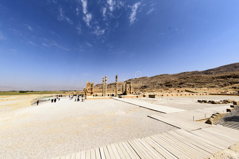 伊朗石油价格为什么便宜,中国购买的伊朗石油的价格