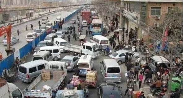 新手司机第一次被追尾了怎么办,追尾了怎么办教你一招