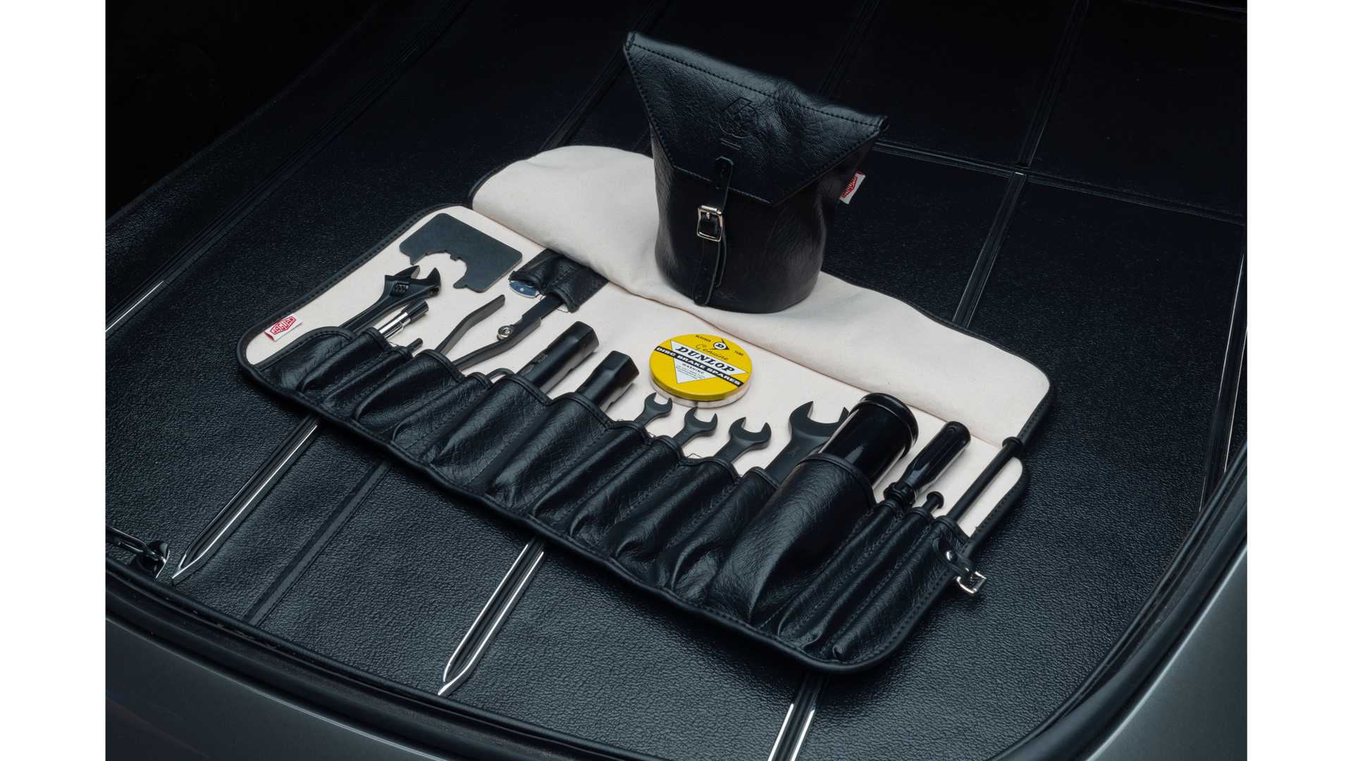 致敬一甲子历史,复刻带改造,捷豹E-Type60系列发布