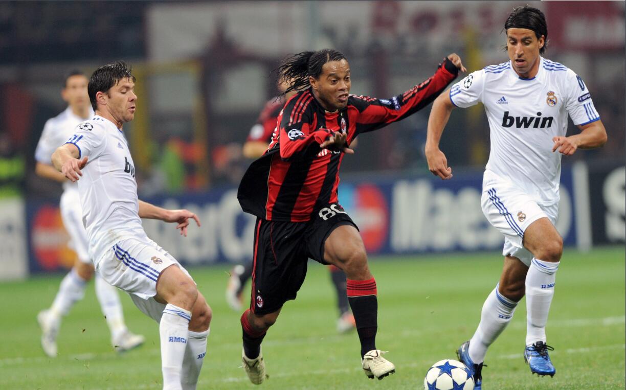 小罗世界足球先生,小罗第二次加冕足球先生