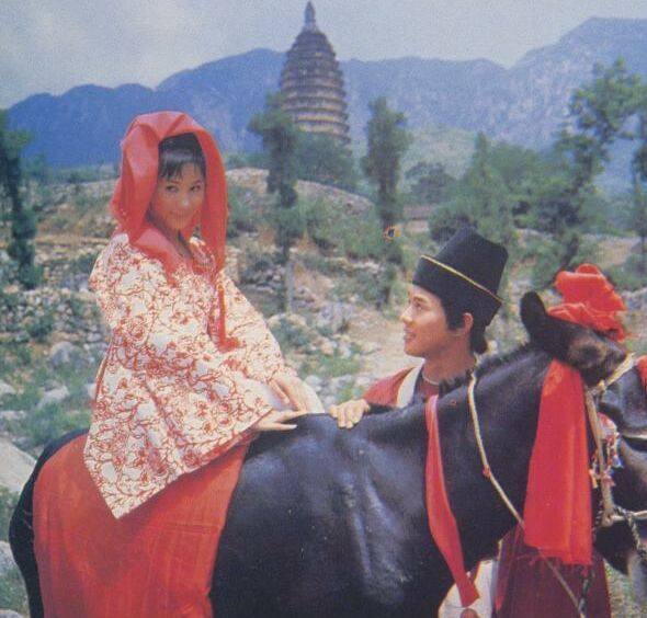 1982年，李连杰拍《少林寺》的幕后花絮，一毛票价，票房达一亿