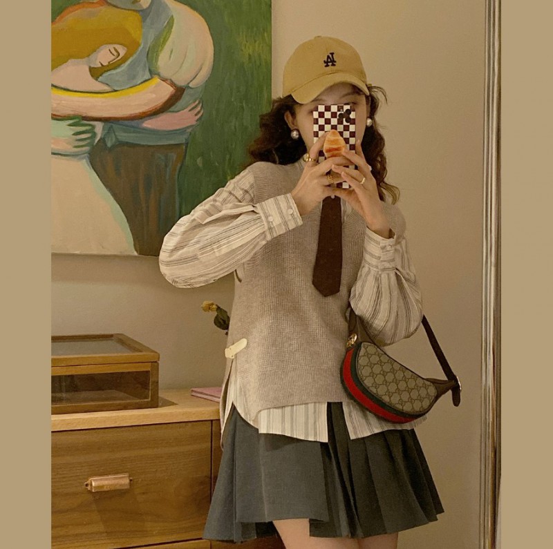 jk百褶裙的拉链根本拉不动,百褶裙隐形拉链的上法视频