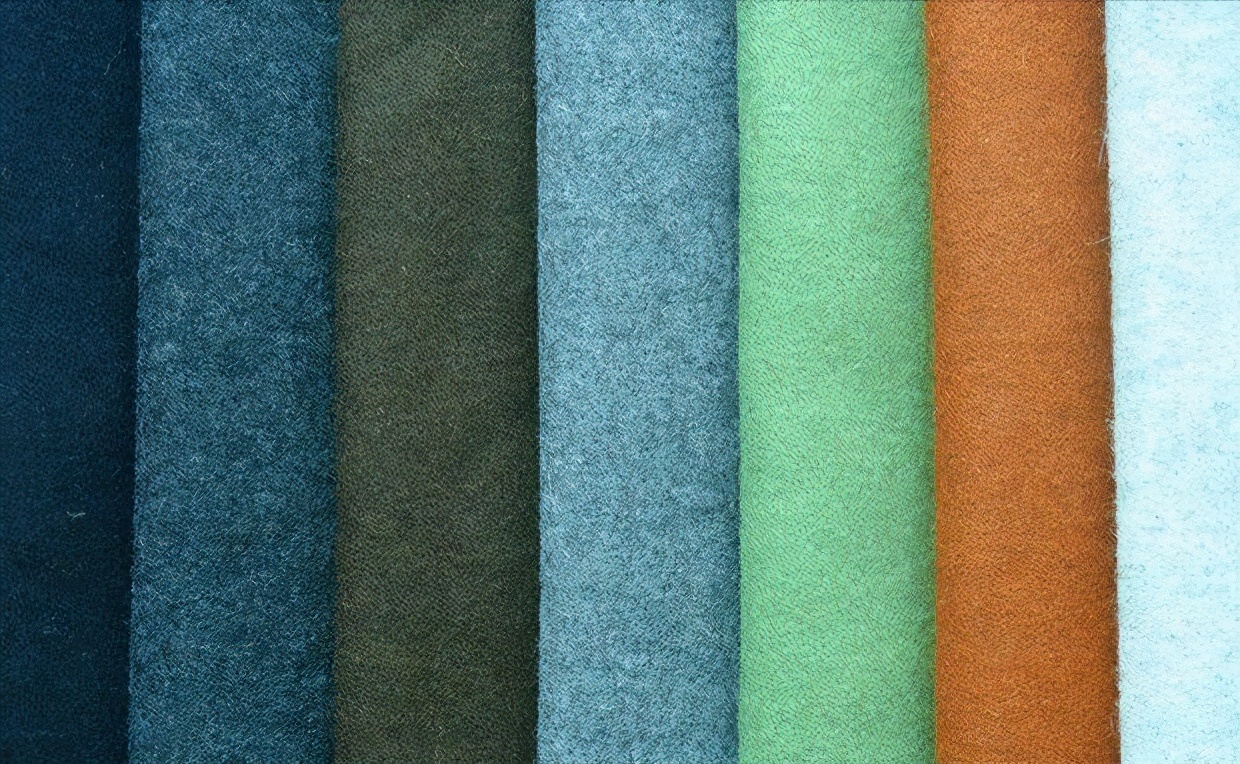 薄型精纺呢绒的品种有,什么是精纺呢绒的主要品种